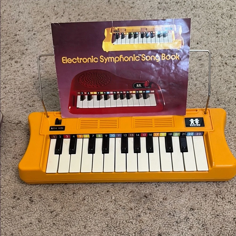 Rare Tony 1978 Electronic Symphonic Organ - Yellow